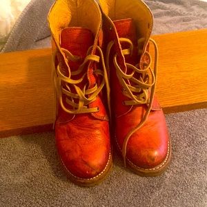 Frye low lace up low g sole boots